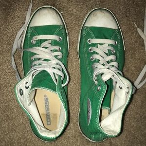 Green High Top Converse Women’s 9 Men’s 7